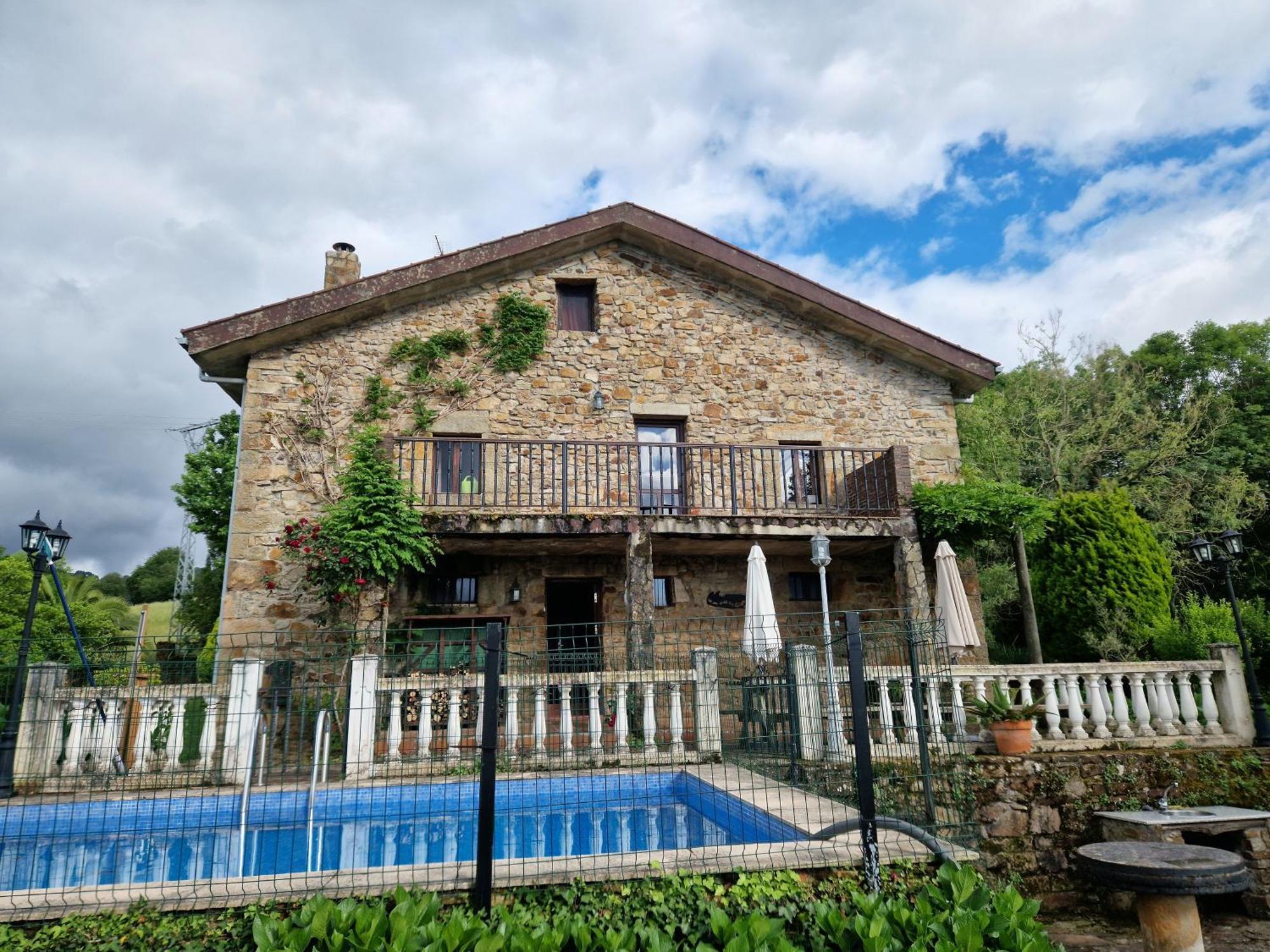 Casa Bezales En Ampuero Cantabria Eksteriør bilde