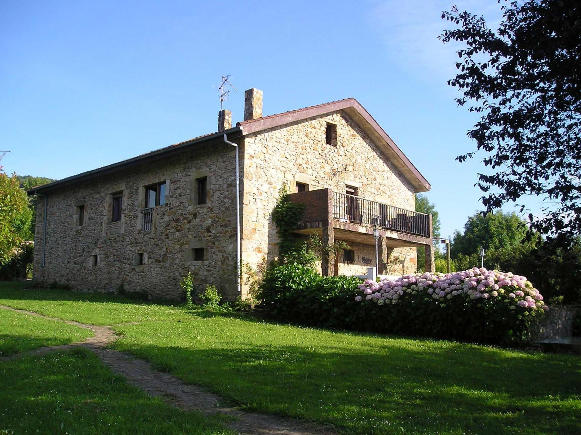 Casa Bezales En Ampuero Cantabria Eksteriør bilde